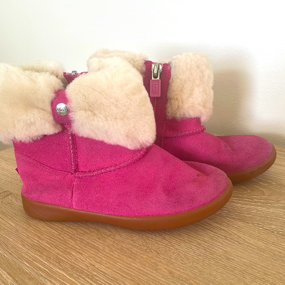 Girls Ugg boots
